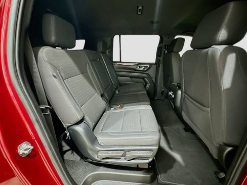 Used 2024 GMC Yukon XL SLE AWD/4WD image 27