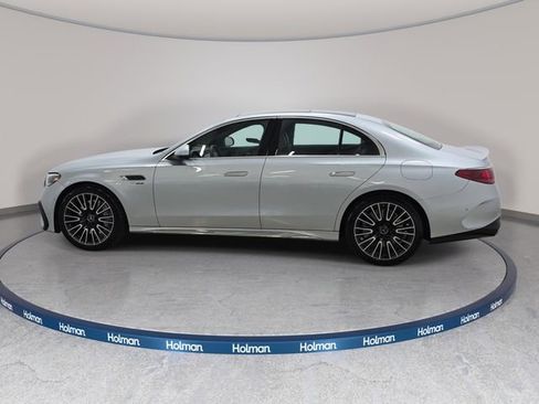 Used 2025 Mercedes-Benz E 53 AMG e 4MATIC Sedan image 9