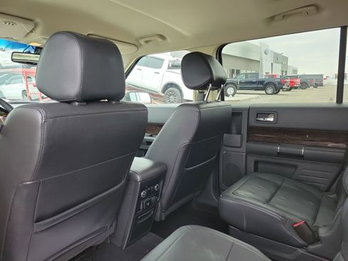 Used 2019 Ford Flex Limited image 15