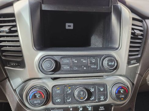 Used 2015 Chevrolet Tahoe LT image 14