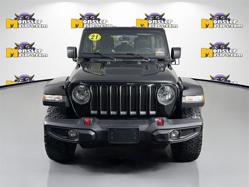 Used 2021 Jeep Wrangler Unlimited Rubicon w/ Uconnect 4C Nav & Sound Group image 2
