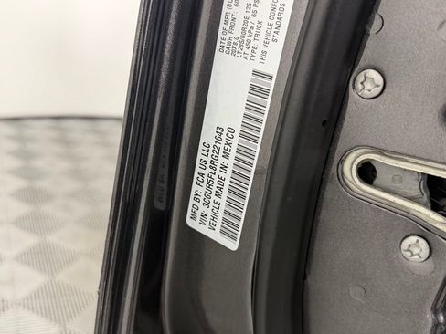 Used 2024 RAM 2500 Laramie w/ Night Edition AWD/4WD image 31