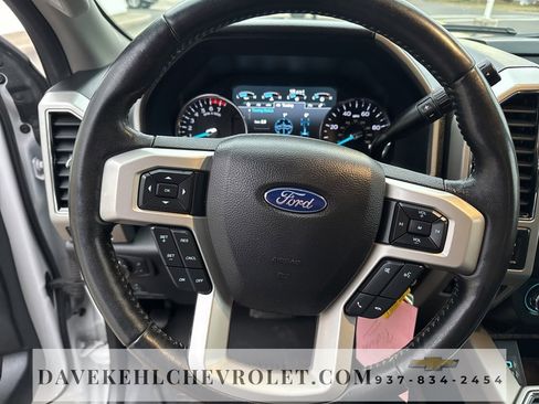 Used 2019 Ford F250 Lariat w/ Chrome Package image 15