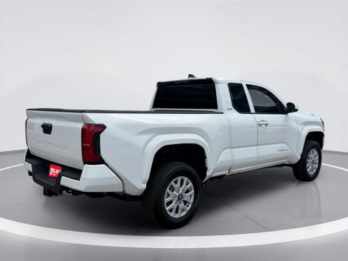 Certified 2026 Toyota Tacoma SR5 RWD image 7