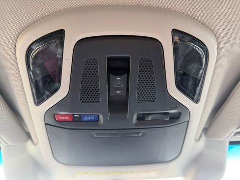 Used 2020 Subaru Outback Limited image 16