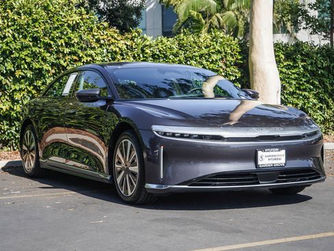Used 2024 Lucid Air Touring AWD/4WD image 3
