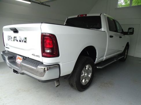 Certified 2025 RAM 2500 Big Horn AWD/4WD image 22