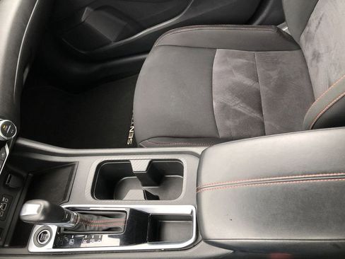 Used 2025 Nissan Sentra SR FWD image 16