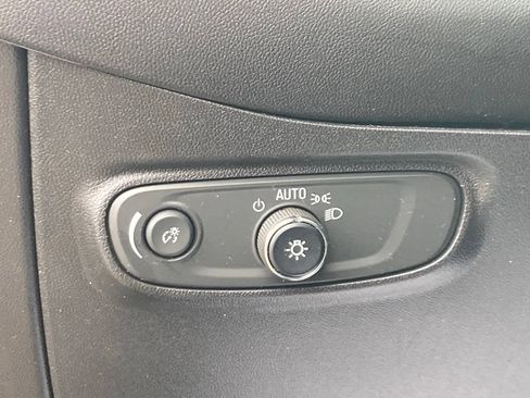 Used 2023 Chevrolet Equinox RS w/ RS Leather Package AWD/4WD image 16