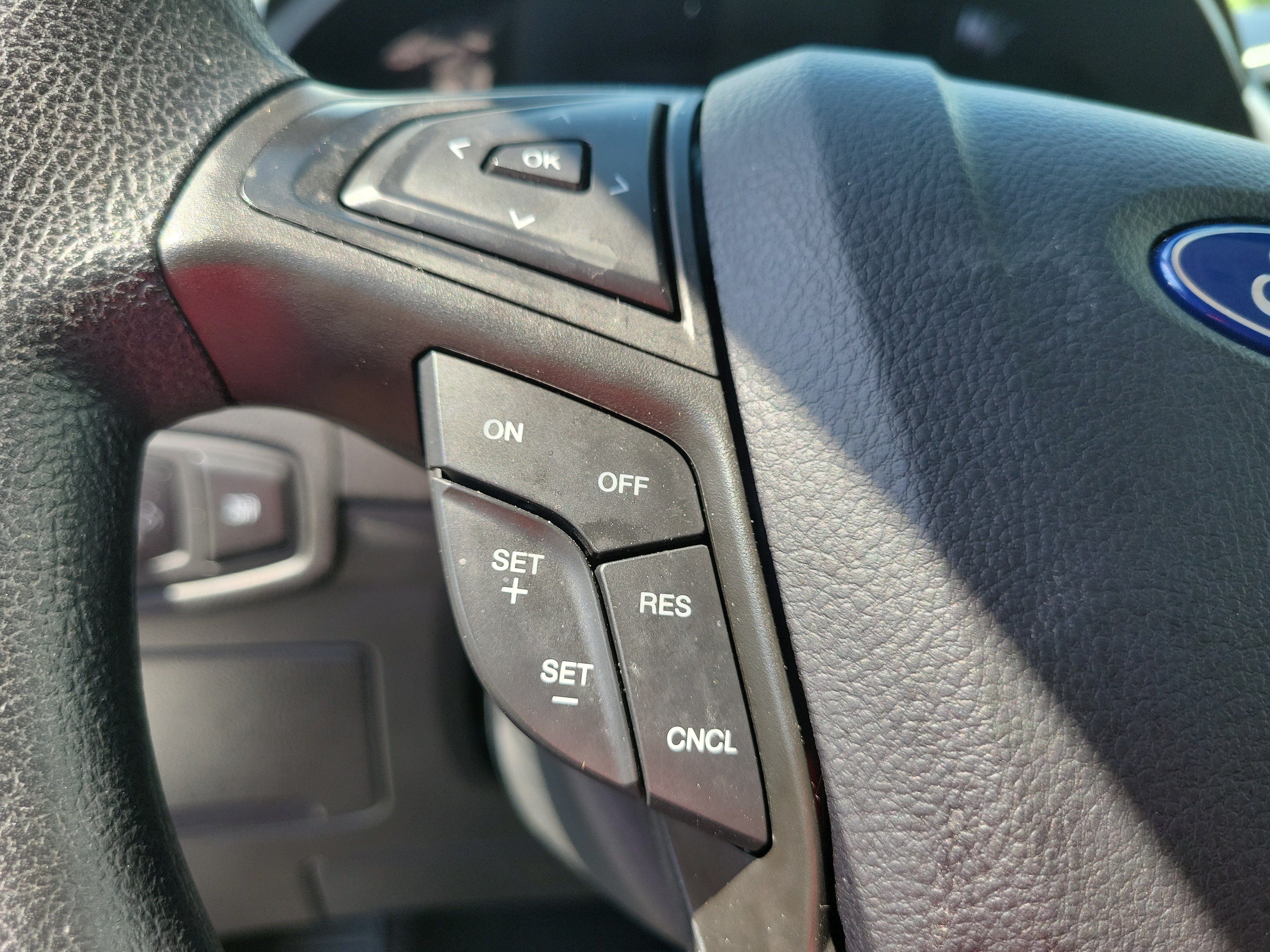 Used 2024 Ford Edge SE w/ Black Appearance Package AWD/4WD image 21