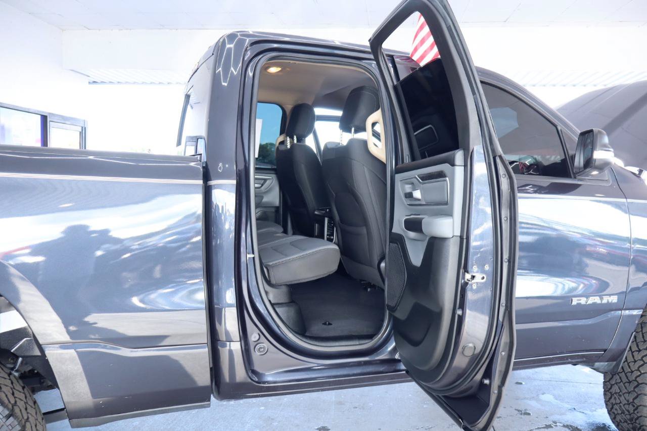 Used 2019 RAM 1500 Big Horn RWD image 34