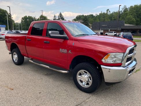 Used 2013 RAM 2500 Tradesman w/ Chrome Appearance Group image 8