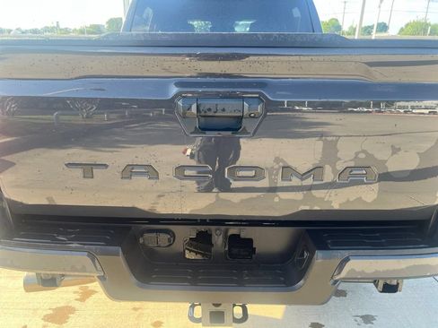 Used 2025 Toyota Tacoma SR5 RWD image 13