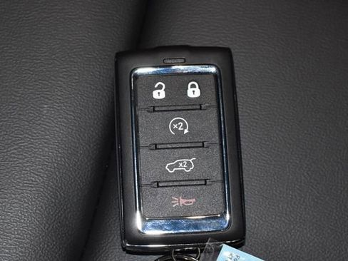 New 2025 Jeep Grand Cherokee Limited w/ Trailer Tow Package image 23