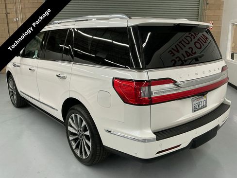 Used 2018 Lincoln Navigator Select w/ Technology Package image 7