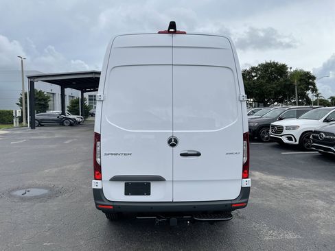 New 2026 Mercedes-Benz Sprinter 2500 image 5