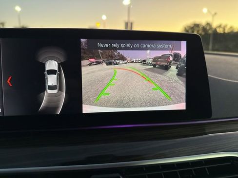 Used 2019 BMW 530i w/ Convenience Package image 38