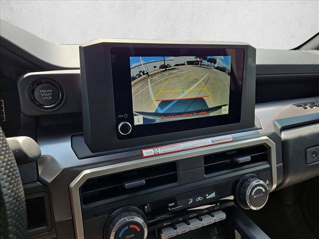 Used 2025 Toyota Tacoma SR5 AWD/4WD image 13