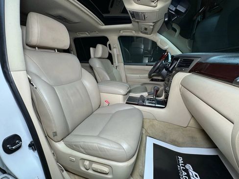 Used 2013 Lexus LX 570 4WD image 68