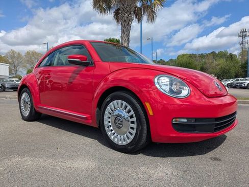 Used 2014 Volkswagen Beetle 1.8T image 1