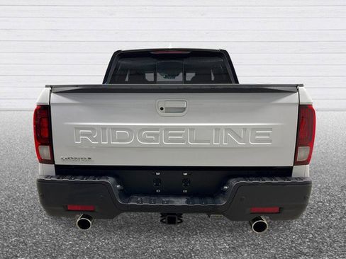 New 2026 Honda Ridgeline Black Edition image 5