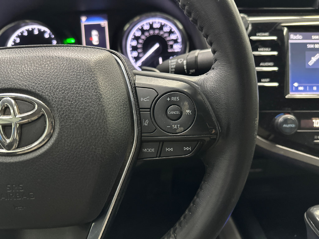 Used 2020 Toyota Camry SE w/ Convenience Package FWD image 24