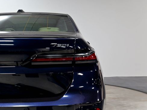 Used 2023 BMW 760i xDrive w/ Luxury Rear Seating Package AWD/4WD image 51
