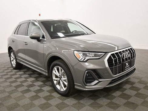 Used 2025 Audi Q3 2.0T Premium image 10