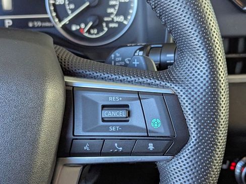 Used 2023 Mitsubishi Outlander SE image 22