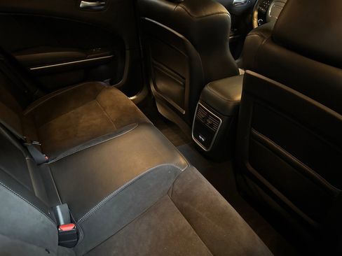 Used 2023 Dodge Charger R/T w/ Plus Group image 30