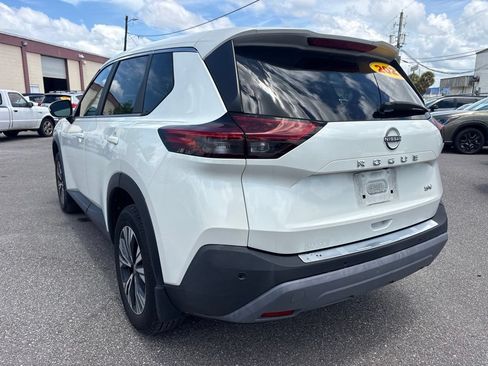Used 2023 Nissan Rogue SV FWD image 5