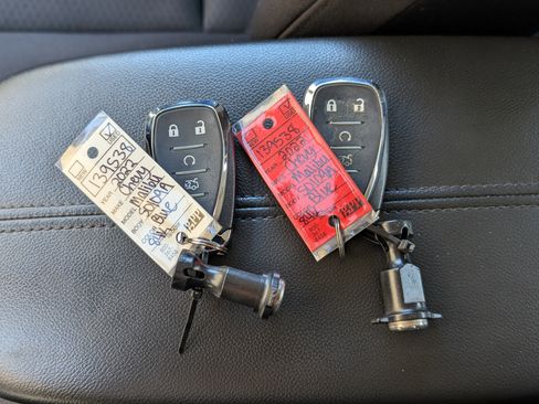 Used 2022 Chevrolet Malibu LT FWD image 35