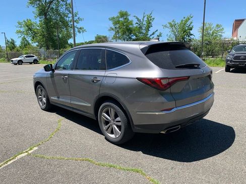 Used 2024 Acura MDX SH-AWD image 3