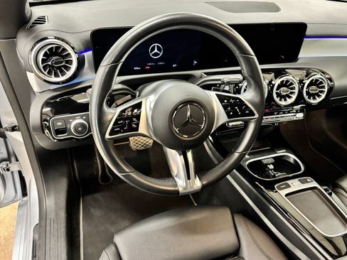 Used 2025 Mercedes-Benz CLA 250 image 16