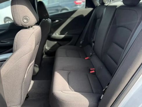 Used 2019 Chevrolet Malibu LS FWD image 13
