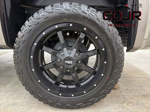 Used 2012 GMC Sierra 1500 SLT w/ SLT Convenience Package image 13