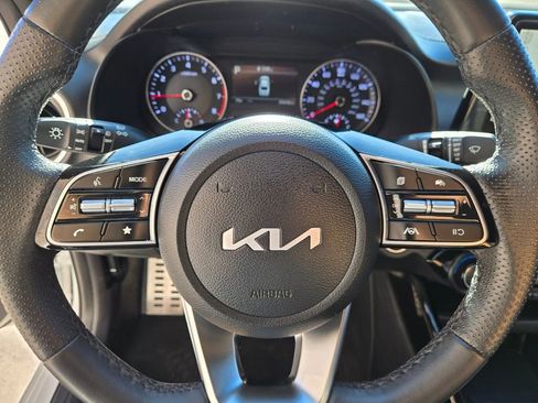 Used 2023 Kia Forte GT-Line image 23