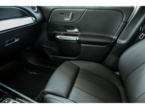 Certified 2026 Mercedes-Benz GLB 250 4MATIC image 23