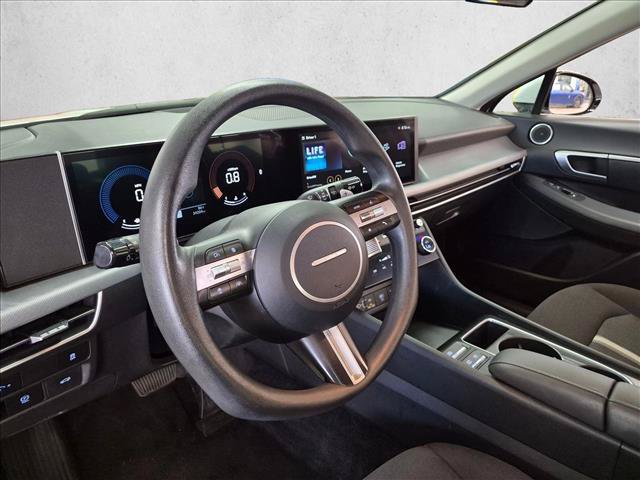 Used 2025 Hyundai Sonata SEL FWD image 9