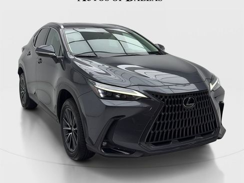 Used 2024 Lexus NX 250 FWD image 2