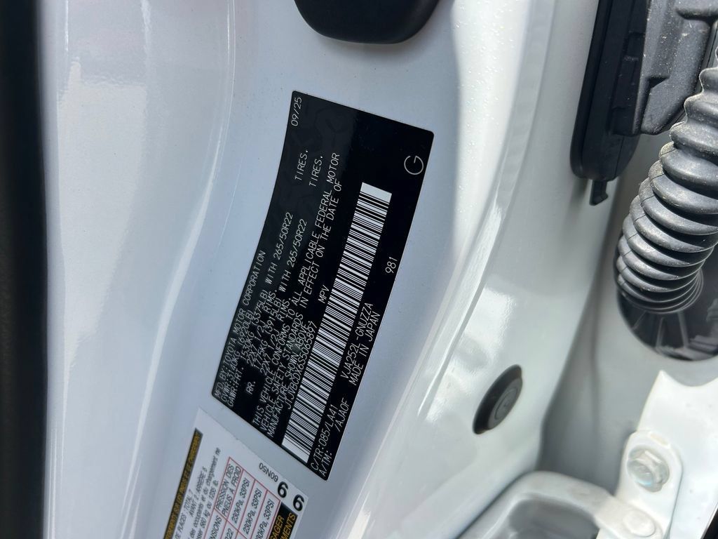 Used 2025 Lexus GX 550 AWD/4WD image 10