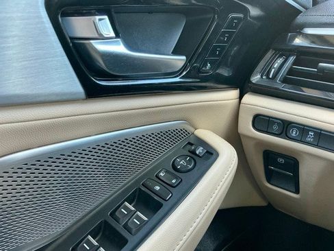 Used 2023 Acura MDX FWD image 24