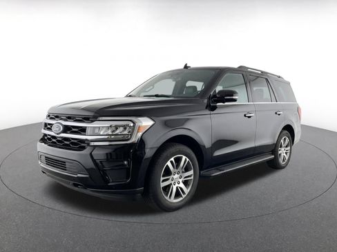 Used 2024 Ford Expedition Limited AWD/4WD image 7