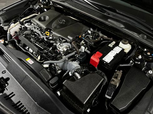 Certified 2024 Toyota Camry SE FWD image 10