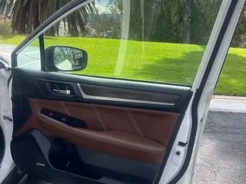 Used 2019 Subaru Outback 3.6R Touring w/ Popular Package #3A AWD/4WD image 13