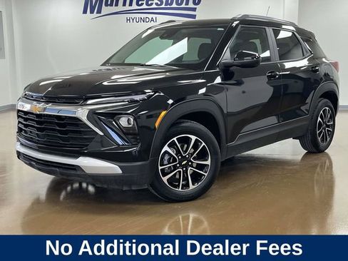 Used 2025 Chevrolet TrailBlazer LT FWD image 1