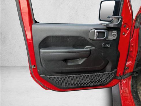 Used 2023 Jeep Wrangler Willys image 22