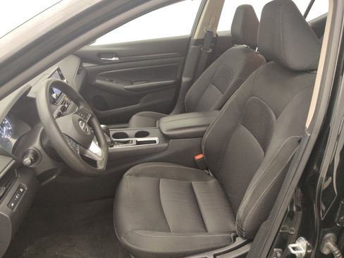 Used 2022 Nissan Altima 2.5 S FWD image 17