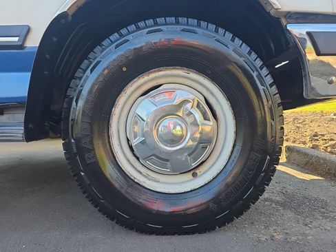Used 1990 Ford F250 2WD Regular Cab image 7