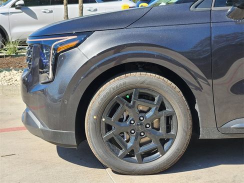 New 2026 Kia Carnival SX w/ SX Dark Edition Package image 5